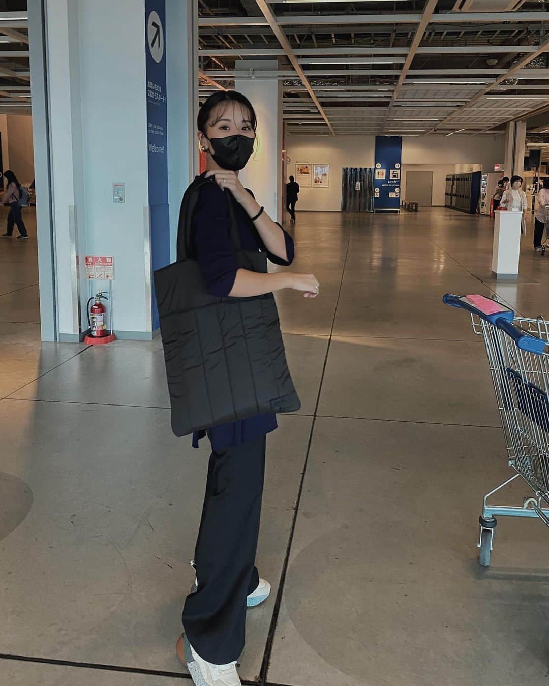 藤木祐凪のインスタグラム：「最近ずっと使ってる @un3d_official のbag  荷物の多い最近にぴったり👜  #UN3D」