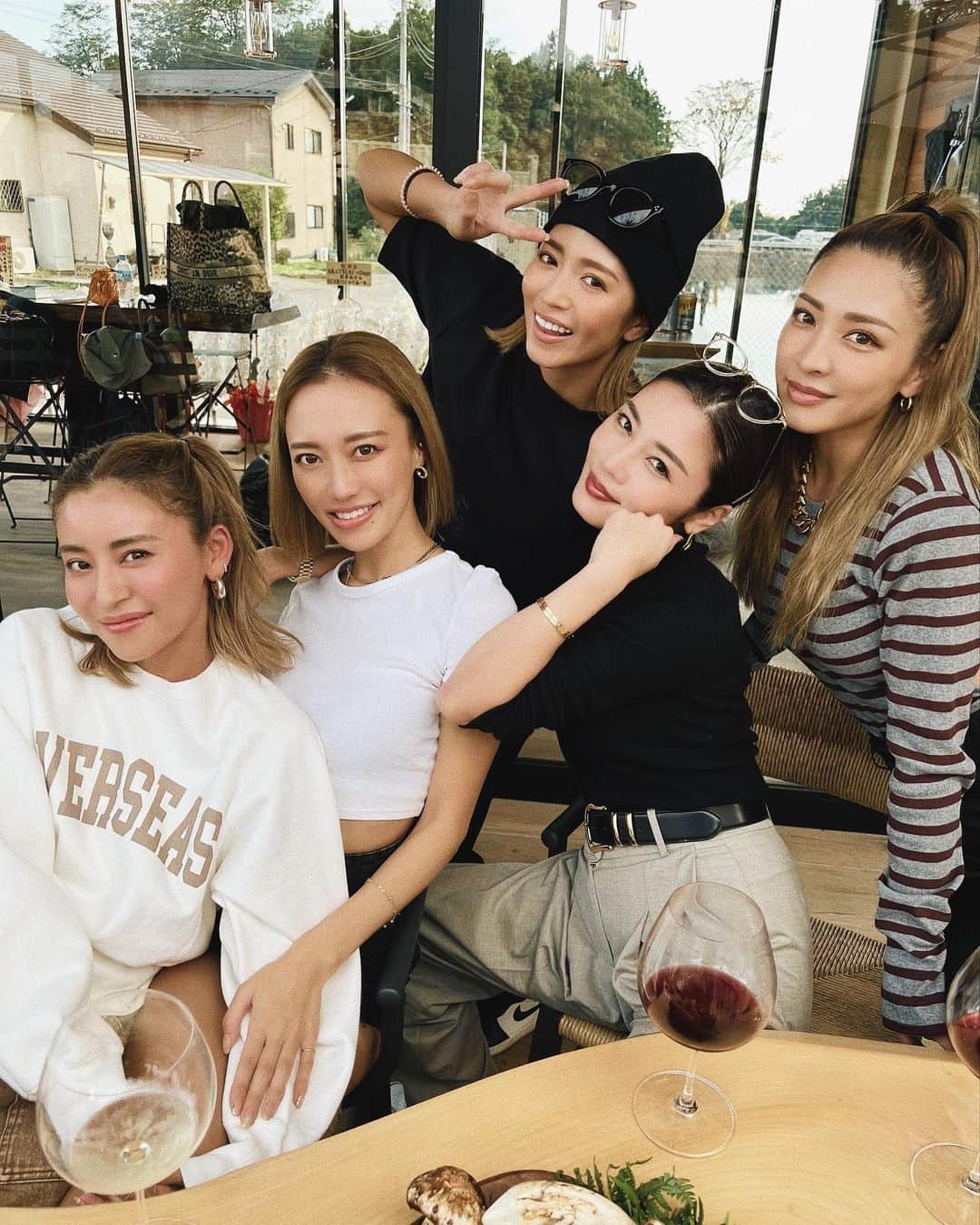 今井華のインスタグラム：「だいすきたちがだいしゅーごー🤍🤍🤍 in GUNMA  みんな、まじ、すき🫶🏽💕」