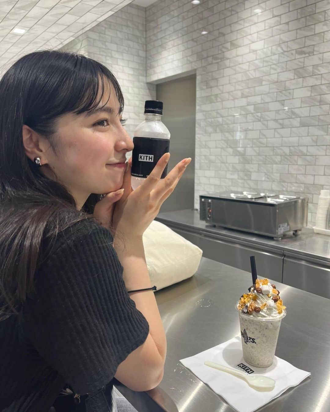 小高サラさんのインスタグラム写真 - (小高サラInstagram)「そうそうこの夏はクッキークリームにハマってたの、、😻  #全然季節違うけど許してね #kithtokyo#kith」10月16日 23時35分 - sara_odaka_official