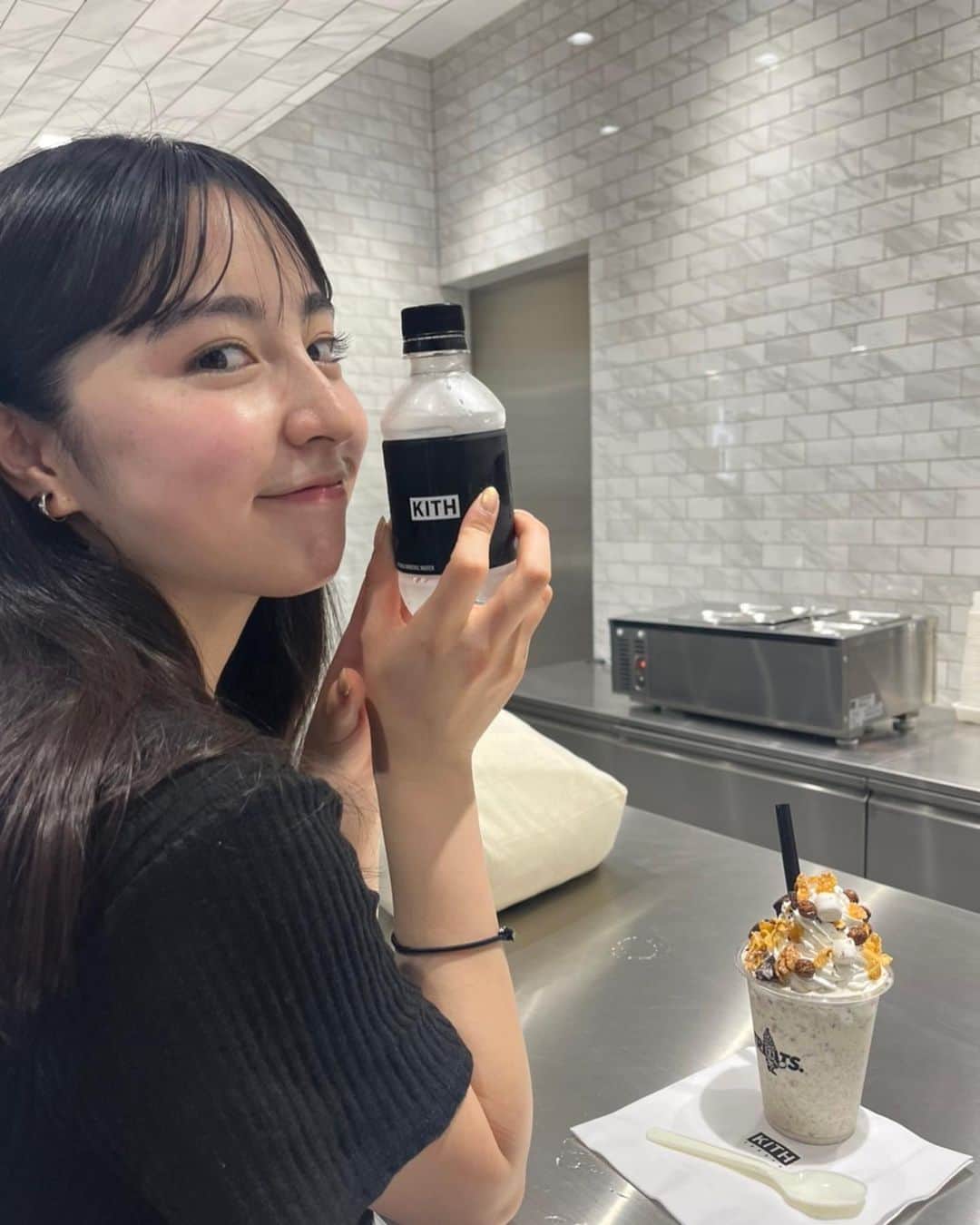 小高サラさんのインスタグラム写真 - (小高サラInstagram)「そうそうこの夏はクッキークリームにハマってたの、、😻  #全然季節違うけど許してね #kithtokyo#kith」10月16日 23時35分 - sara_odaka_official