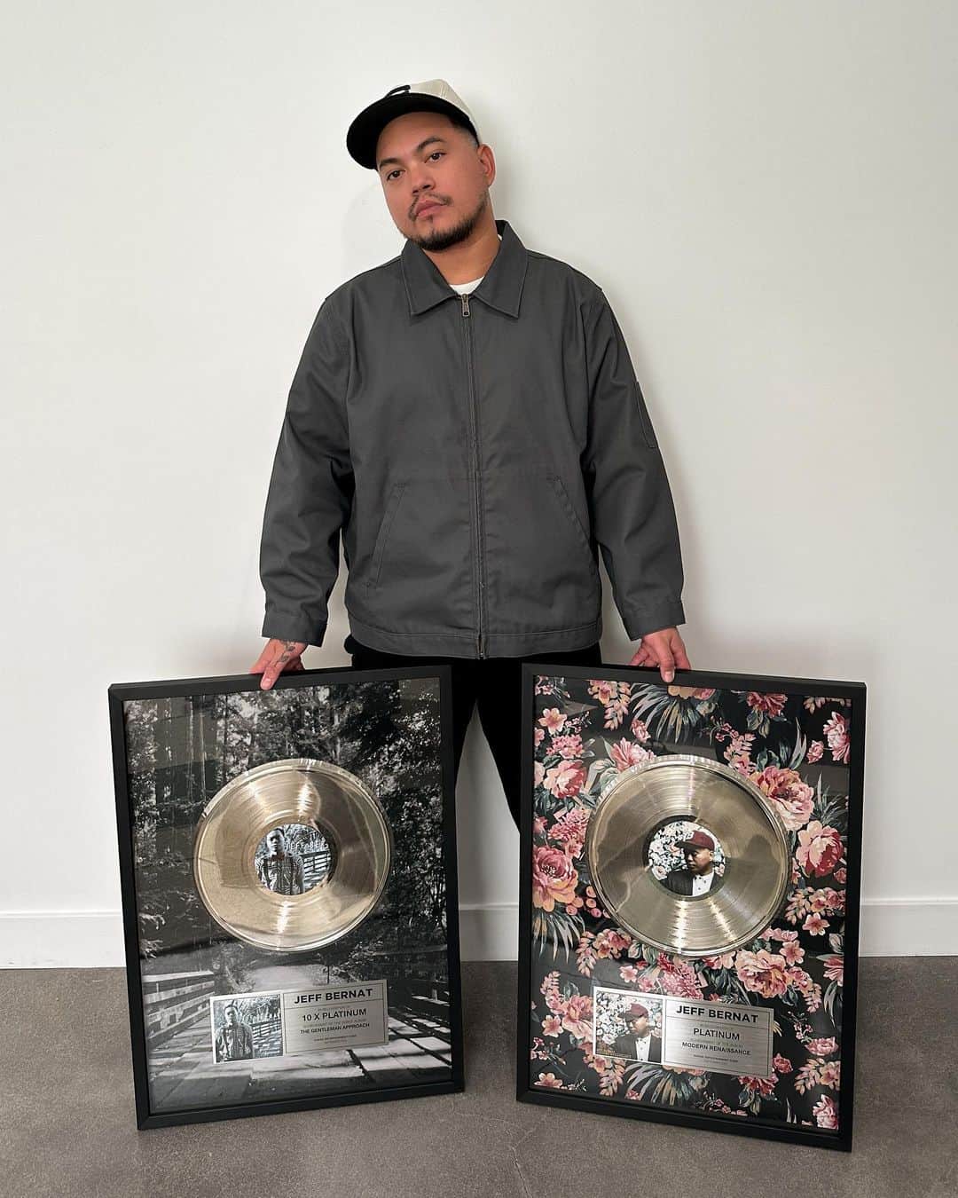 Jeff Bernatのインスタグラム：「11x Platinum 💿  Thank you, Korea 🙏🏽」