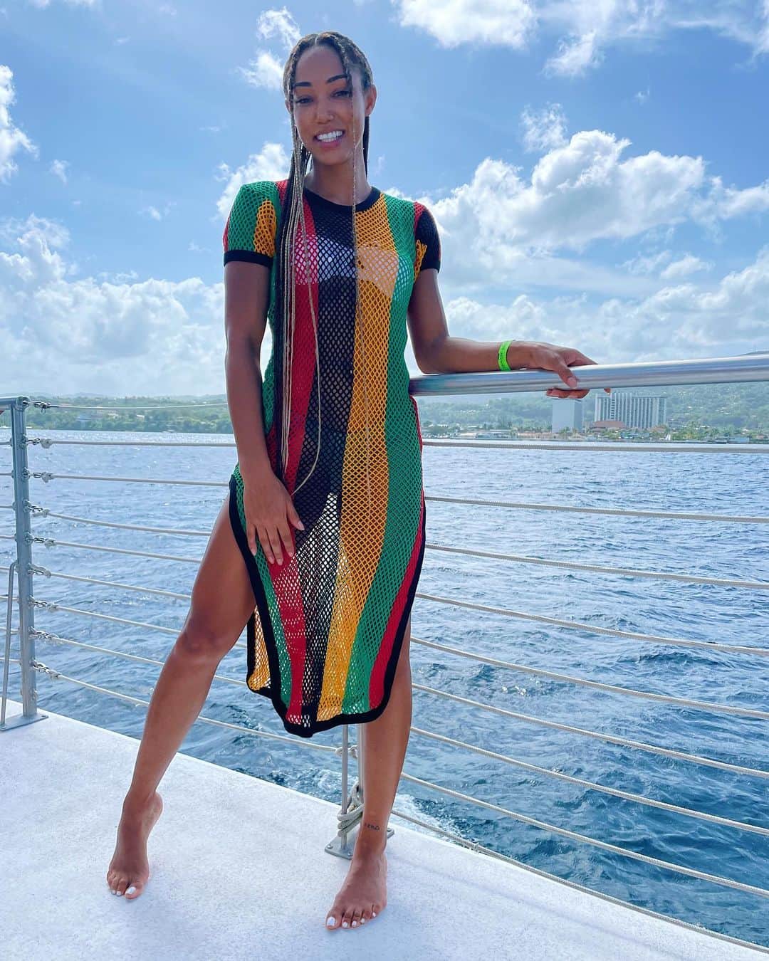 Shania COLLINSさんのインスタグラム写真 - (Shania COLLINSInstagram)「Badgyal ❤️‍🔥 • • • first time in Jamaica 🫶🏽🌴」10月17日 7時59分 - collins_shania