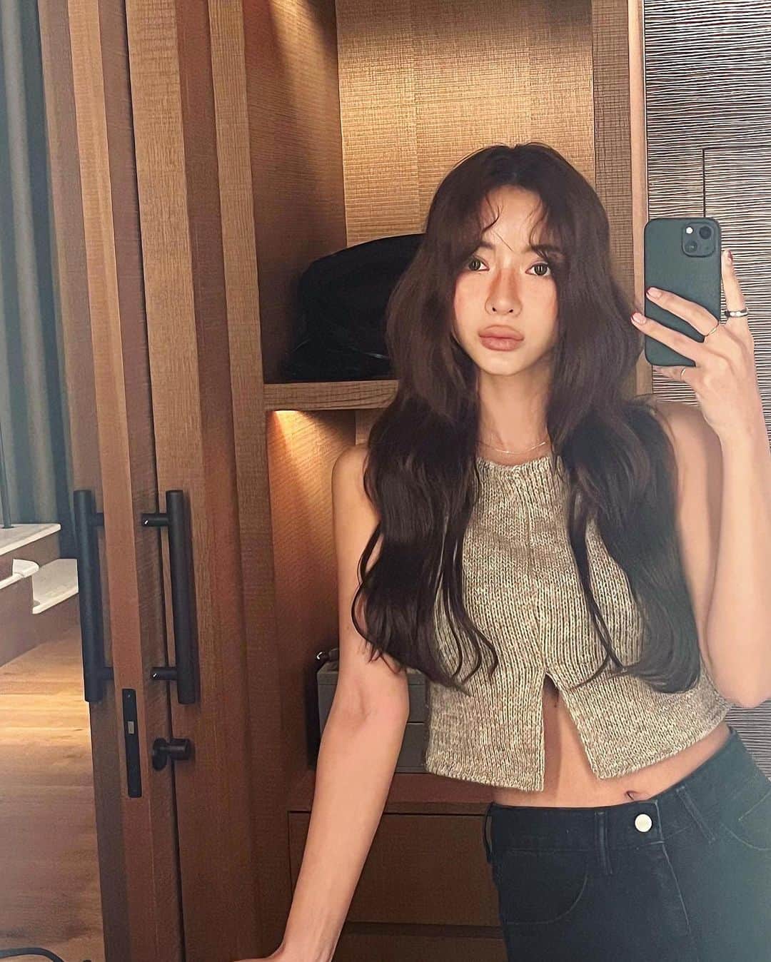 キム・ボラムのインスタグラム：「얼큰하게 취한 메컵」