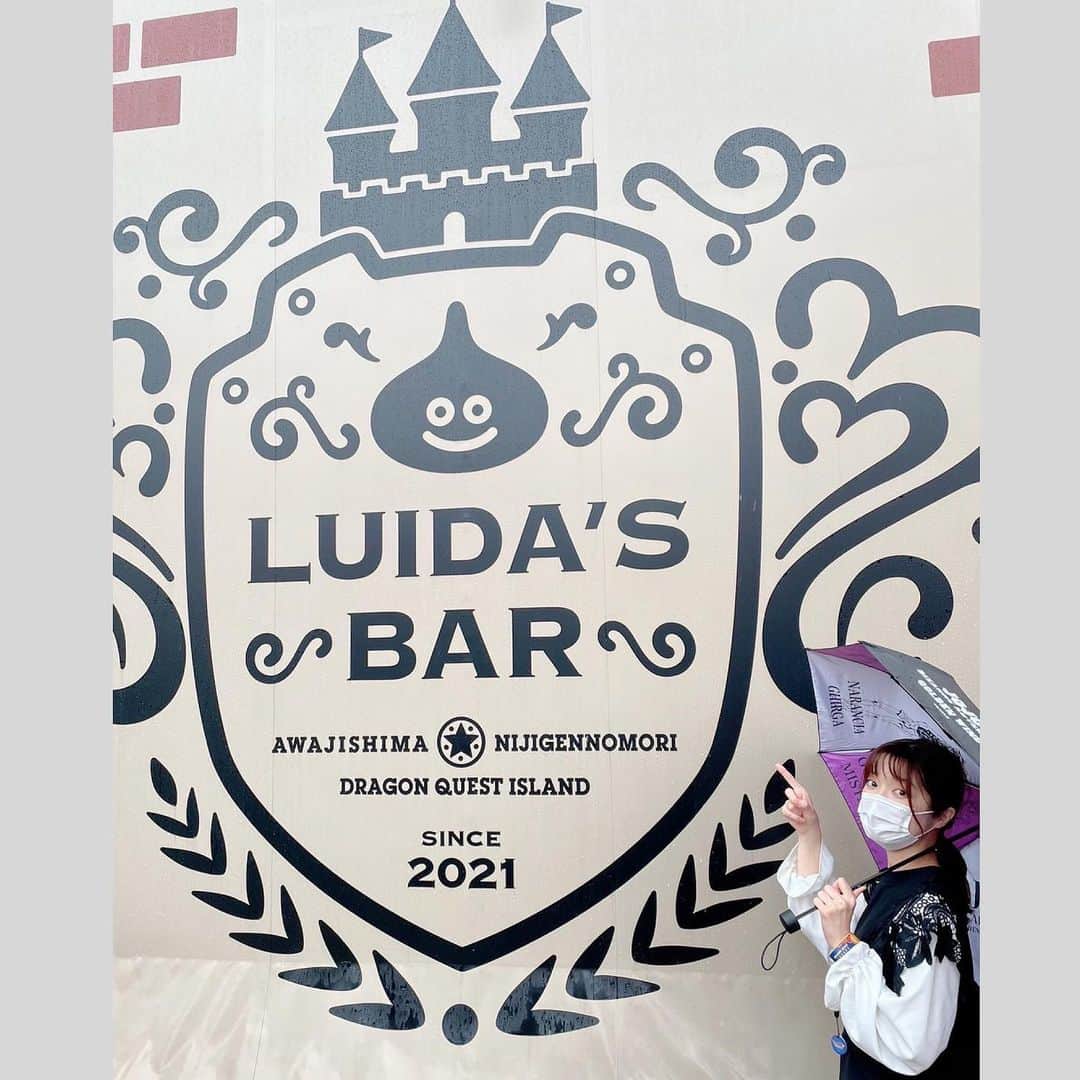 恒吉梨絵のインスタグラム：「ルイーダの酒場！！ コラボメニューも可愛いかった☺️💕 たまねぎ甘くて美味しかったです！！  #ニジゲンノモリ #ドラゴンクエストアイランド #ドラゴンクエスト #淡路島」