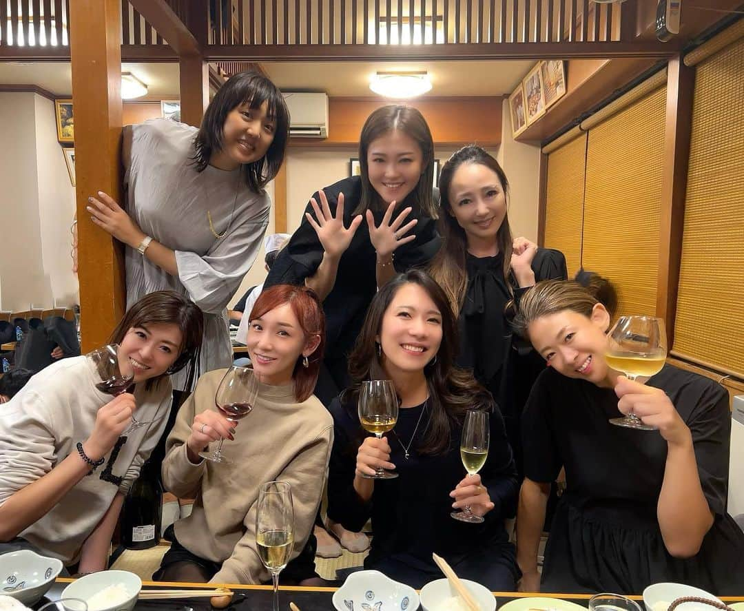 加護亜依さんのインスタグラム写真 - (加護亜依Instagram)「ファミリー会💕 松茸を堪能してきました❤️❤️❤️  最高に美味しかったぁ！ 子供達もいっぱい食べてた😆 良き時間〜。」10月17日 16時58分 - ai.1988kg