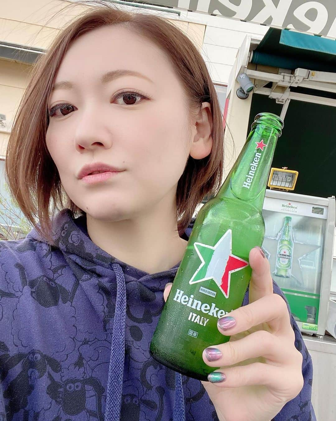 大崎初音のインスタグラム：「． お台場で ハイネケン飲み放題 ． 春になったらまた行きたいな〜。」