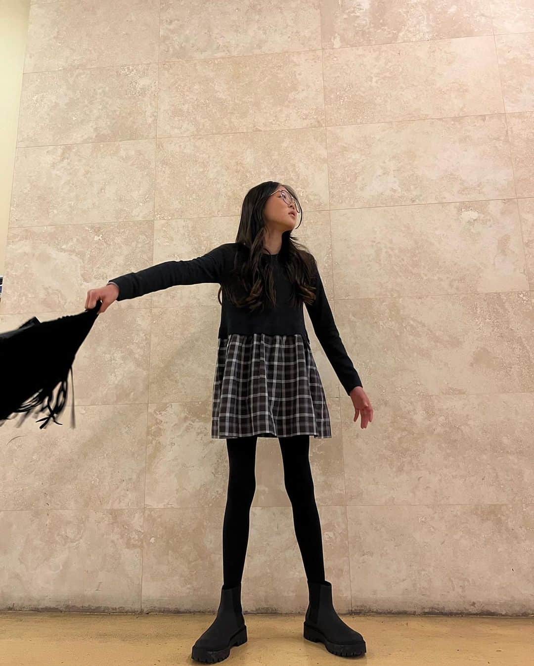 秋山紗蘭さんのインスタグラム写真 - (秋山紗蘭Instagram)「CHOO🧡👧🏻  #사랑이 #추사랑 #sarang #소녀소녀해#choosarang」11月15日 15時35分 - choosarang_official