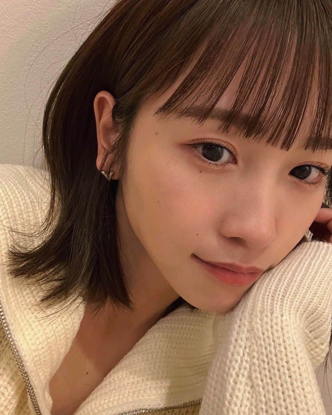 川栄李奈のインスタグラム：「エクステとさよ〜なら〜🥹」