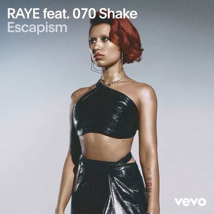 のインスタグラム：「Catch @raye and @070shake in the epic music video for "Escapism" ▶︎ [Link in bio]」