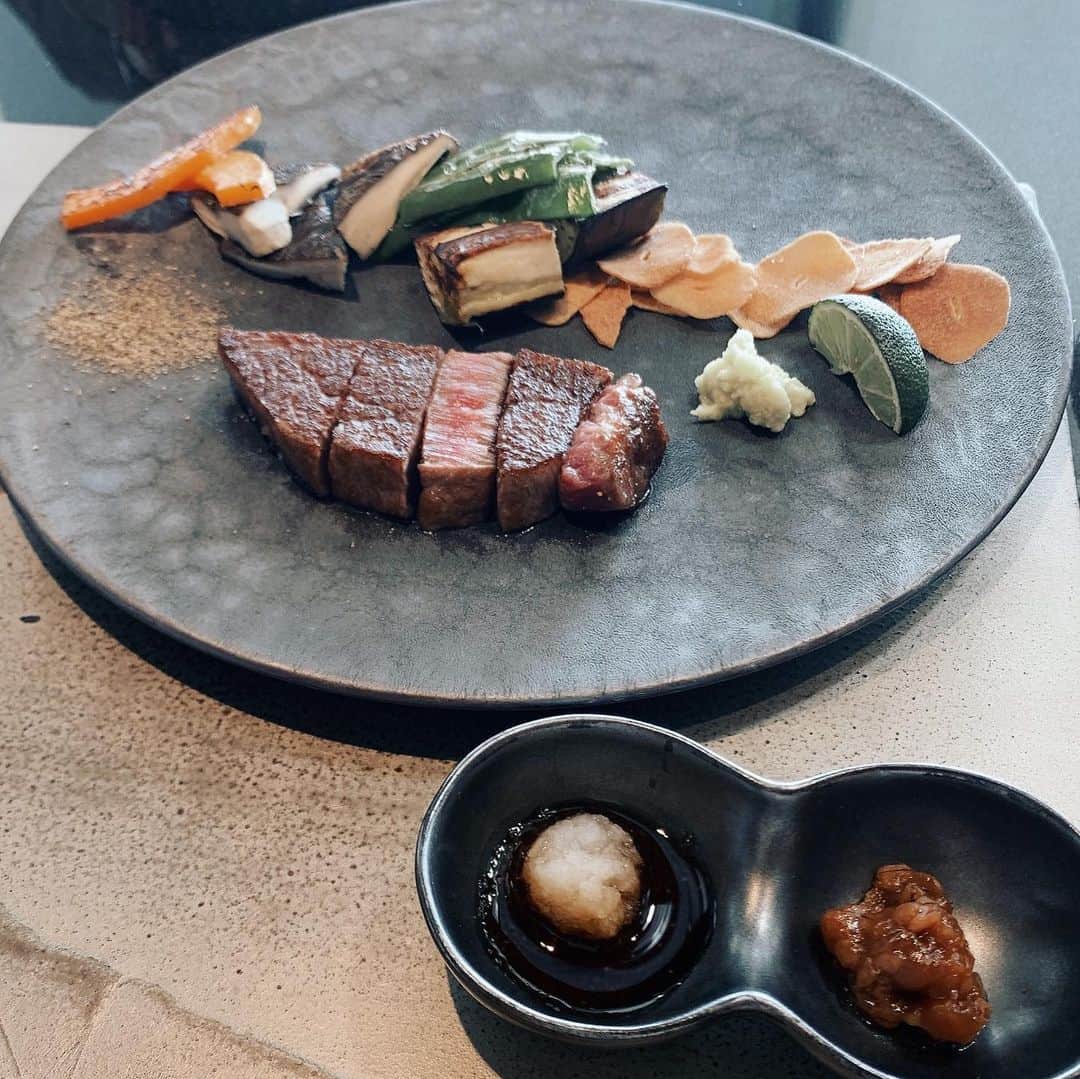 yukieのインスタグラム：「#蔵 #コンラッド大阪  とても美味しくて幸せな時間でした☺️ ありがとうございました✨  #ごちそうさまでした  #大阪グルメ」