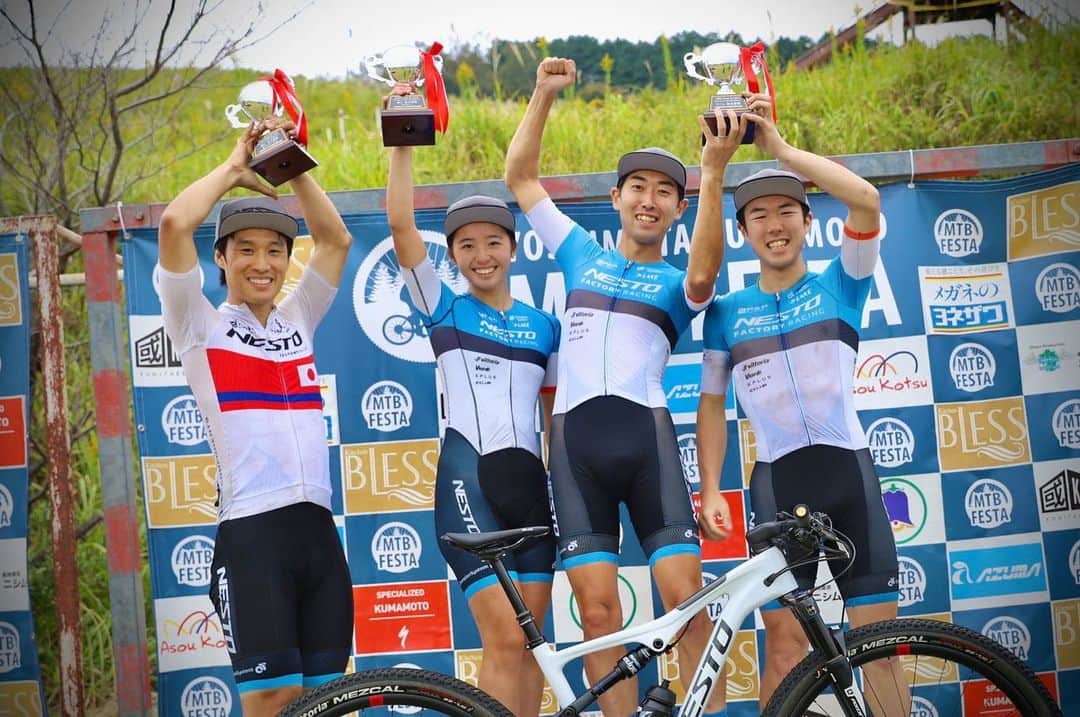 NESTOのインスタグラム：「【お知らせ】 NESTO FACTORY RACING (@nesto_factory_racing)が  「2022 Coupe du Japon MTB」チーム総合優勝！  チーム発足初年度で3冠を達成する快挙👏 11月19日～20日の全日選手権自転車競技大会-MTB(XCO)にも参戦予定です。 今後も応援よろしくお願いします！ 詳しくはこちら↓ https://nestobikes.com/info-release/221111nfrrelease/ #nestobikes  #nestofactoryracing  #マウンテンバイク」