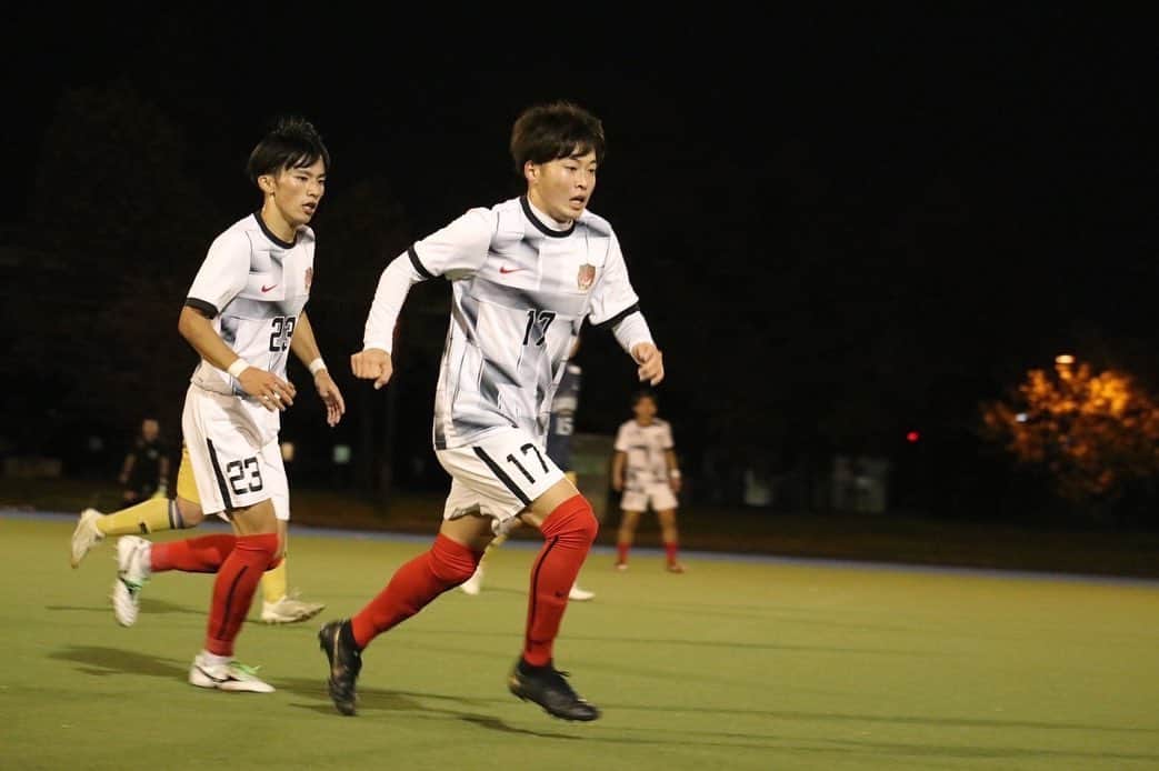 東京スポーツ・レクリエーション専門学校さんのインスタグラム写真 - (東京スポーツ・レクリエーション専門学校Instagram)「【男子サッカー部⚽️】  #東京23TSRFC #試合結果  🏆東京都社会人サッカーリーグ4部 最終戦 🗓11月6日(日) 17:30kickoff 🆚 KADATUAN KOFFIE ALBATZ FC 🏟 私学事業団総合運動場 陸上競技場 5-0 WIN!  ——————————————— 《NEXT》🔜 💪TRM 🗓11/20(日) 10:00kickoff 🆚江戸川大学フットボールクラブ 🏟フットボールフィールド柏 ———————————————  リーグ戦全日程終了❗️  6勝1敗の勝点18 得点38失点4  得失点差+34 の暫定首位でリーグ戦を終えました。 2位チームの結果次第で4部優勝🏆が決まります❗️ やれることはやったので良い結果を期待して待ちたいと思います😀  #サッカーといえばTSR #サッカーを続けるならTSR #サッカーを仕事にするならTSR #観る者の心を打つフットボール #東京都社会人サッカーリーグ4部  #東京都専門学校サッカー連盟 #目指せ日本一」11月11日 18時50分 - jikeitsr