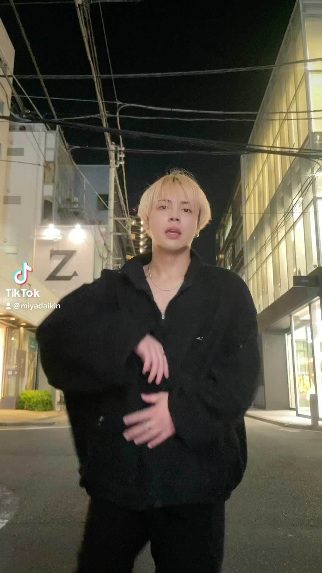 だいきのインスタグラム：「皆はキンプリ誰推しですか⁉️僕ら海人くん推しです✨#キンプリ #kingprince #ツキヨミ #tiktok #fyp」