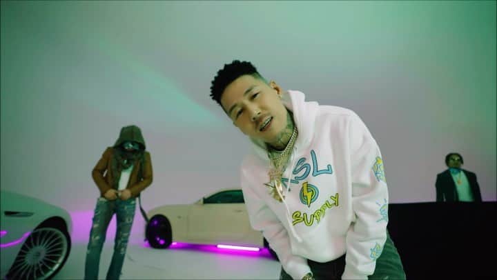 KOWICHIのインスタグラム：「DJ☆GO - Roadster feat. KOWICHI, Shurkn Pap Music Video 公開🚀」