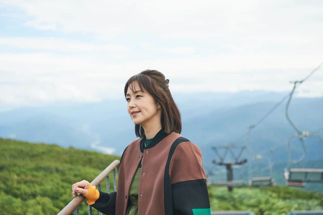 笛木優子のインスタグラム：「今月の旅色で山形県西川町を旅しました。  豊かな自然の恵みにより、名産品が豊富な西川町  ぜひ旅色サイトを覗いてくださいませ🏔 プロフィールのリンクからどうぞ✨」