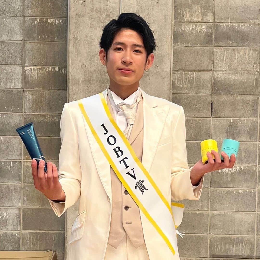 原口未帆さんのインスタグラム写真 - (原口未帆Instagram)「💍クライアント賞発表💍 本コンテストにご協賛いただいたクライアント賞・副賞を頂戴致しております。  🕊クライアント賞🕊  【ミスリゼの日賞】 No.2 富田萌さん @misstmu_2022no2   【ミスターリゼの日賞】 No.1 篠原大樹さん @mrtmu_2022no1   【JOBTV賞】 No.1 山平茉央さん @816my__   No.3 中村敬介さん @mrtmu_2022no3   【スマ留賞】 No.2 富田萌さん @misstmu_2022no2   No.1 篠原大樹さん @mrtmu_2022no1   【The kiss賞】 No.4 宮尾芽留さん @misstmu_2022no4   【東京ソワール賞】 No.4 宮尾芽留さん @misstmu_2022no4   特別な場にふさわしい安心と信頼のフォーマルウェアやコーディネート雑貨を豊富に取り揃えております。 結婚式、パーティー、クルージング、発表会など様々なオケージョンを演出するお店です。  【サンナホル賞】 No.1 山平茉央さん @816my__   No.2 藤井直之さん @mrtmu_2022no2   【中野製薬賞】 No.3 中村敬介さん @mrtmu_2022no3   【マンダム賞】 no.4 佐藤晃大さん @mrtmu_2022no4   【ウエニ貿易賞】 ファイナリスト全員  【ウテナ賞】 ファイナリスト全員  その他特別協賛として、リゼクリニック様よりミスターリゼの日賞、ミスリゼの日賞を頂戴致しました。  また、当日のアクセサリーはステラブライダル様(@stellabridal_official )より協賛して頂きました。 誠にありがとうございます。」11月11日 20時03分 - tmu_contest
