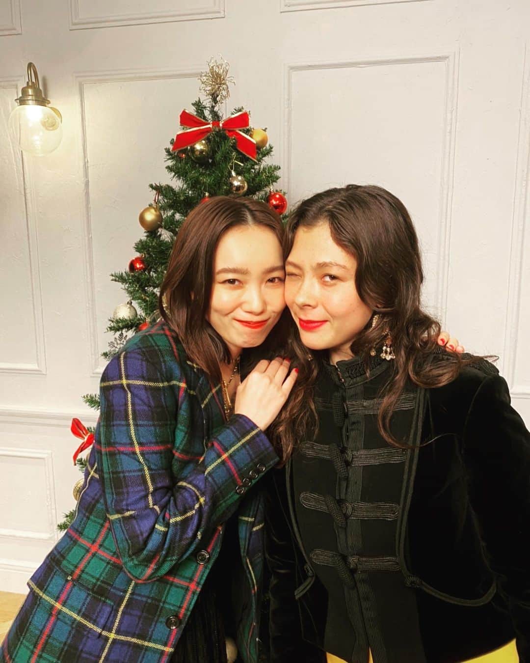 飯豊まりえのインスタグラム：「😮‍💨❤️」