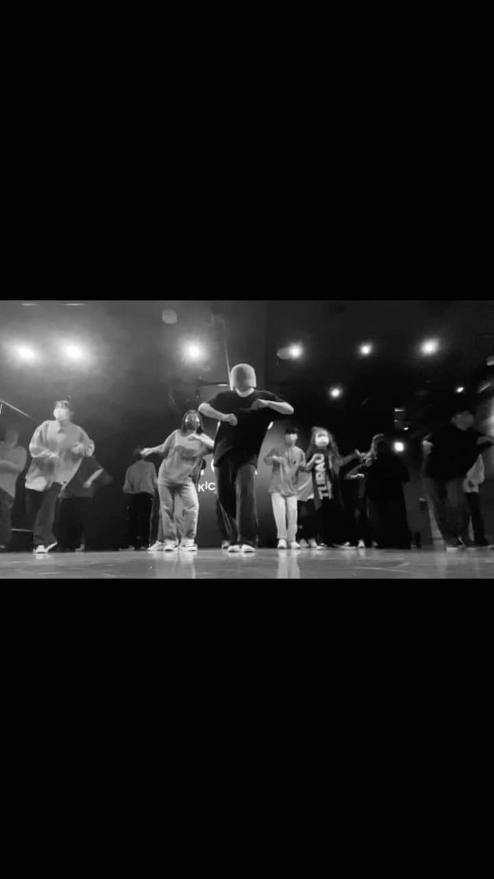 古屋空のインスタグラム：「Zapp-Be Alight」