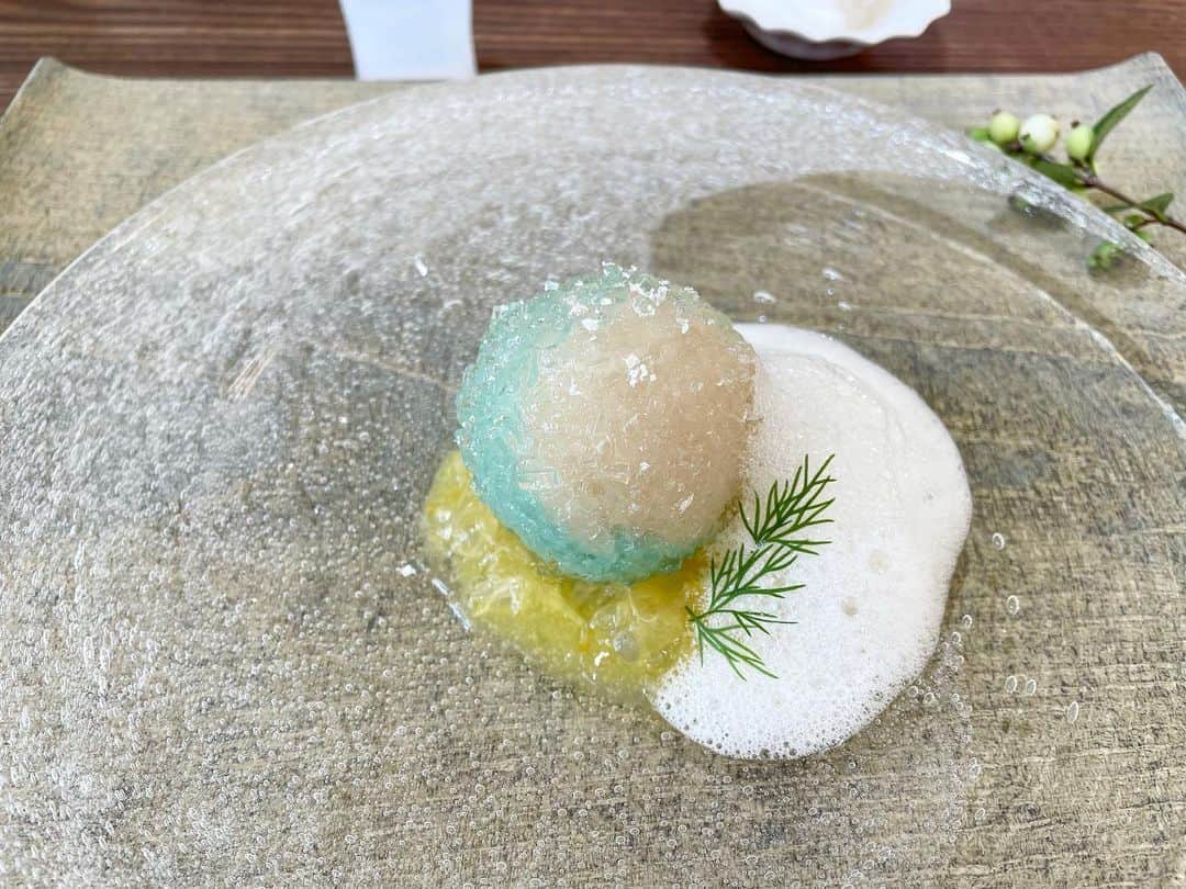 ミン・ヒョリンのインスタグラム：「또 가고 싶어요💕 또갈께요😋」