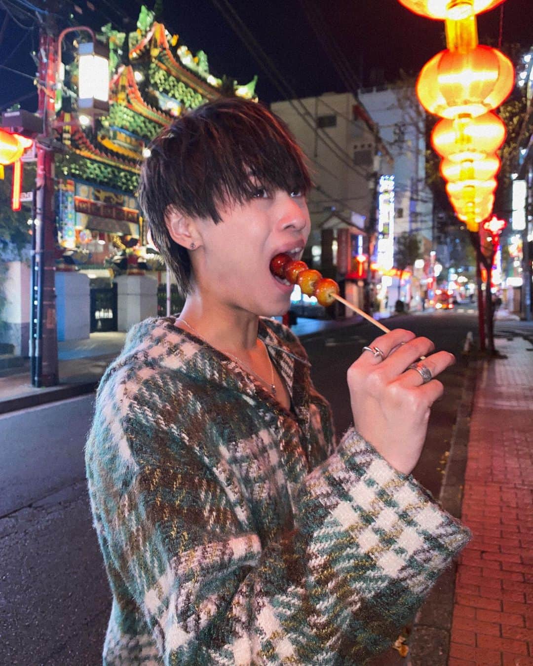 ゆうやさんのインスタグラム写真 - (ゆうやInstagram)「。。。いる？（イケボ） んぐぁぁぁぁおおおおお #下顎前突」11月11日 21時31分 - mikimikiyuya