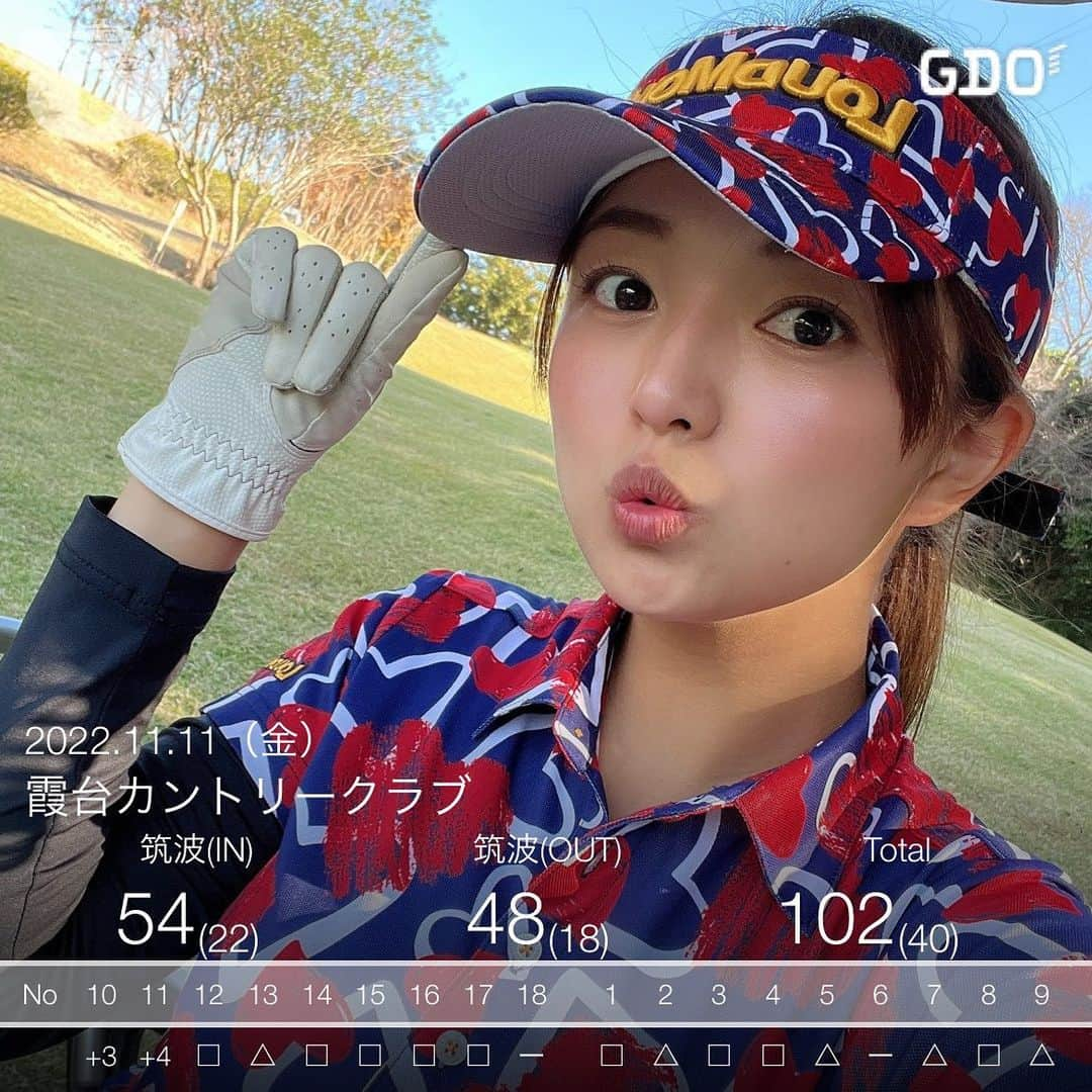 山中真由美のインスタグラム：「こんばんは♪ 今日はゴルフ行ってきたよ⛳️ . 前半OBから始まり… セカンドもちーーーんってかんじでした。笑 結構クラブの振りが遅れてたのかな🥲？ 徐々に修正したのに 池ぽっちゃんしたり… 散々でしたがスコアも少し纏まりました😊 . これがベストではないけど… もっと上手になりたいなぁ♪ ゴルフアカウント作ろうかなと思うんだけどどうかな🤭？？ . . こっちはなるべくグラビアとかメインにしたいなと💕 . . . 着ていった服は 先日 ラウドマウス銀座店 @otalmg  にて購入した ハートのワンピース💕 とても可愛くてゴルフ場でとても映えました♪ . . . ラウドマウスの大田さんありがとうございます😌✨ . . #ゴルフ #golf #ラウドマウス #ラウドマウスコーデ #霞台カントリークラブ  #レギュラーティー　#ごるふ女子 #⛳️ #골프 #ゴルフコーデ #instagolf #golfer #ゴルフバカ #ゴルフ日和 #golfgirl」