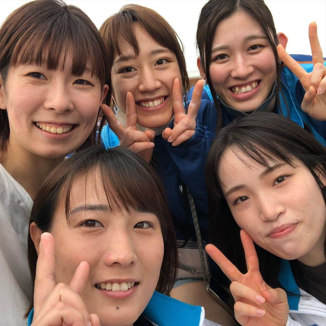 義村萌さんのインスタグラム写真 - (義村萌Instagram)「🍓栃木国体2022🍓  かなり遅くなりましたが栃木国体のこと  コンペは去年で終わりと思っていましたが、今年は国体に出場することができました。 環境が大きく変わり、怪我も含め今までのようには登れず、不安がたくさんあるなかでの出場でしたが、周りの方のサポートのおかげで満足のいく結果を残すことができました。 感謝の気持ちでいっぱいです。  なにより、長年ペアを組んでくれた相方と監督と久しぶりに国体に出ることができてすごく嬉しかったし楽しかった！ 始めたときから一緒なあいかちゃんと、十数年経っても相方でいれることに感謝しかないしとても幸せです☺️  大きなコンペはこれで最後になると思います。 これからはいろんなクライミングをたくさん楽しんでいきたいなと思っているので、これからも応援よろしくお願いします！  🌟@jyarashi_koubou   #クライミング #栃木国体 #🍓」11月11日 22時35分 - moe.yoshimura