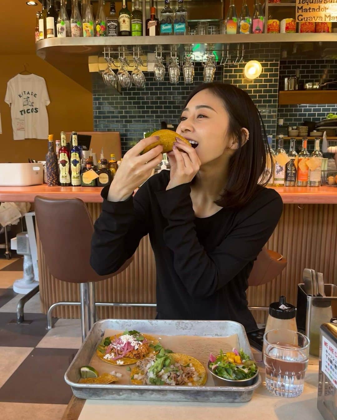 和田安佳莉のインスタグラム：「思い出のtaco活 . #タコス #tacos #メキシカン」