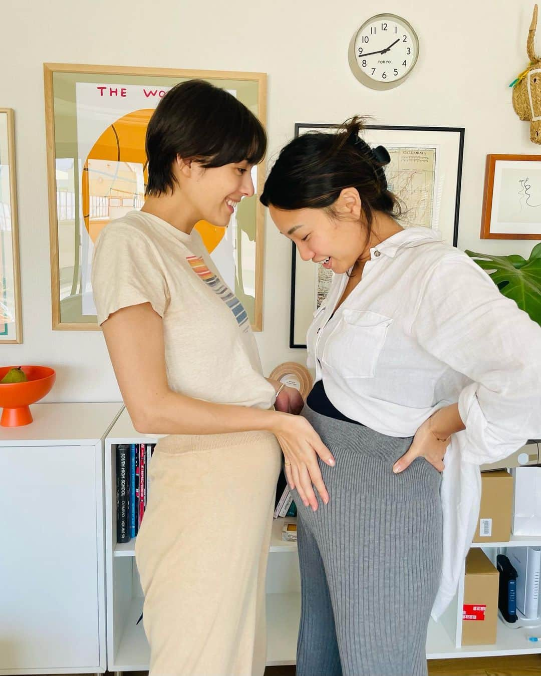 サンドバーグ直美さんのインスタグラム写真 - (サンドバーグ直美Instagram)「Couldn’t ask for a better preggo partner❣️Eri and I are just two weeks apart #boymoms #blessedwiththebest❤️  Eriと2週間違い😍」11月12日 19時39分 - naomisundberg