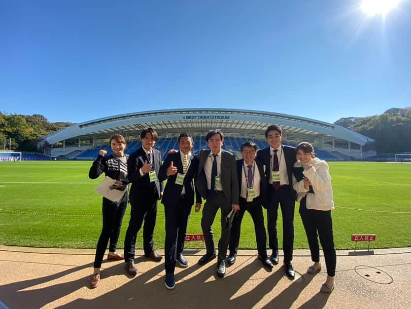 中谷萌さんのインスタグラム写真 - (中谷萌Instagram)「⚽️第101回全国高校サッカー選手権大会　福岡大会⚽️  去年と同じカード 初の全国を目指す、飯塚高校対 常勝校、東福岡高校。  激闘の末、福岡を制したのは 飯塚高校でした！！  去年から２年連続で 飯塚高校の応援席のリポートを担当しました。  快活で、愉快な部員、そして去年３年生だったOBの皆さんにも声をかけてもらい、元気をもらいました✨✨  保護者の皆さんもたくさんお話し聞かせていただきありがとうございました☺️  全国で、飯塚がもっともっと弾けるのを楽しみにしています！✨⚽️🐢  そして、東福岡高校のみなさんも 本当におつかれさまでした✨かっこよかった！」11月12日 17時18分 - n_moepi_fbs