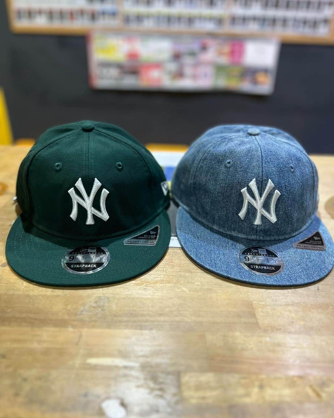 光岡映二のインスタグラム：「いい形👍  #retrocrown59fifty  #newerajapan #strapback」