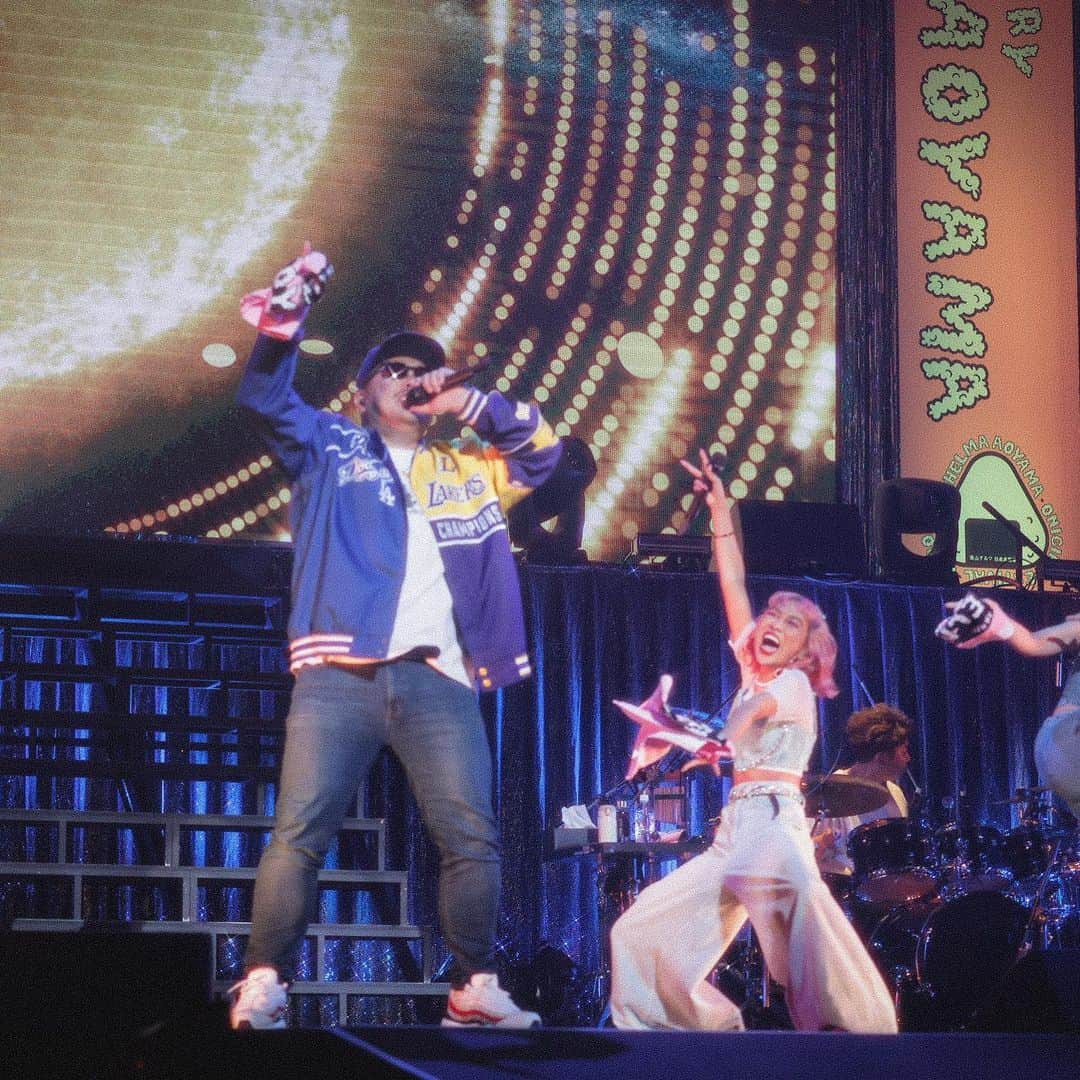青山テルマさんのインスタグラム写真 - (青山テルマInstagram)「🍙BUDOUKAN ONIGIRI FES. PART1🍙 M1: マダバカ M2: ONE WAY M3: 何度も -MC- M4: Poppin’ feat. @miliyahtokyo  M5: サマーラブ feat. @redrice134  ❤️❤️❤️」11月12日 21時17分 - thelmaaoyama