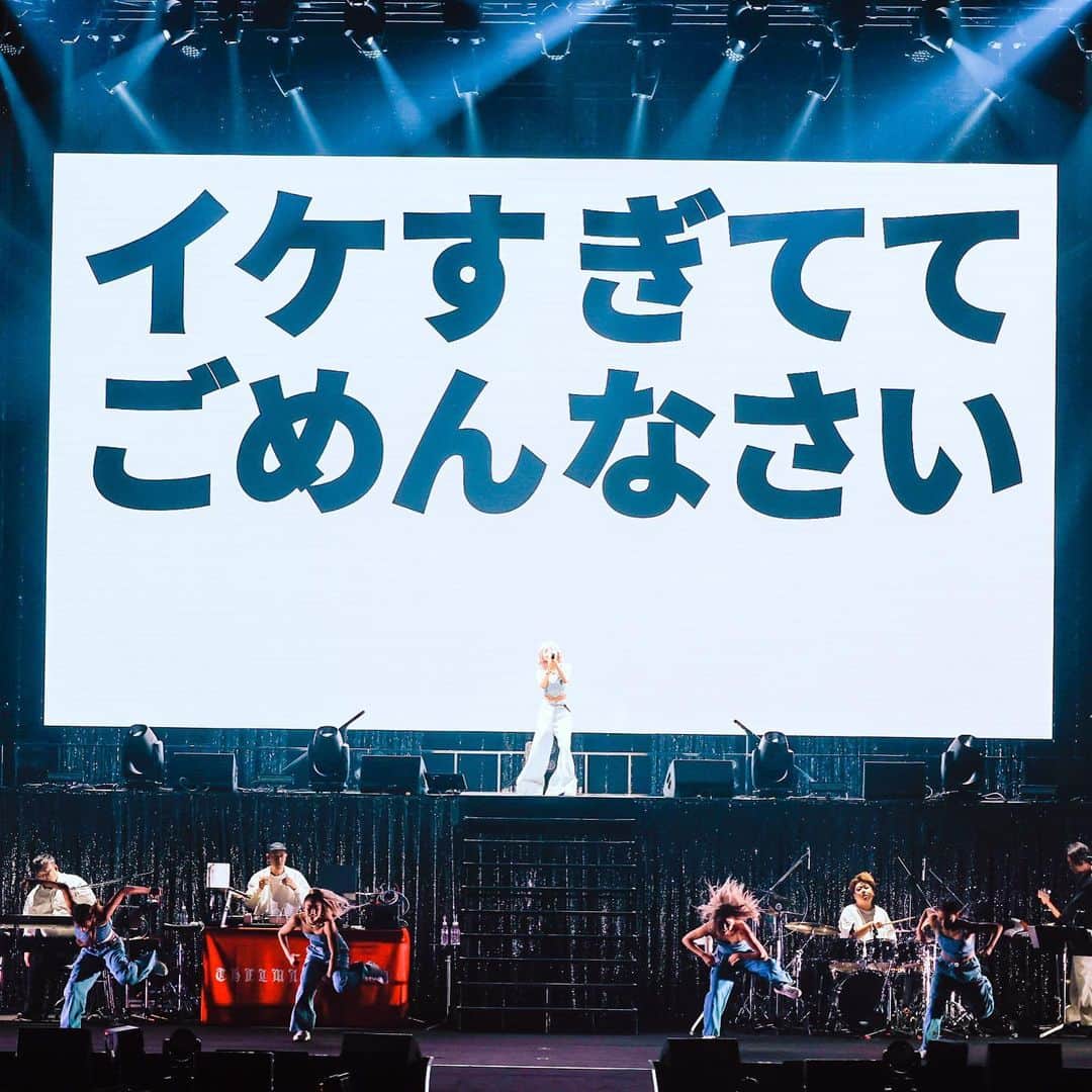 青山テルマさんのインスタグラム写真 - (青山テルマInstagram)「🍙BUDOUKAN ONIGIRI FES. PART1🍙 M1: マダバカ M2: ONE WAY M3: 何度も -MC- M4: Poppin’ feat. @miliyahtokyo  M5: サマーラブ feat. @redrice134  ❤️❤️❤️」11月12日 21時17分 - thelmaaoyama