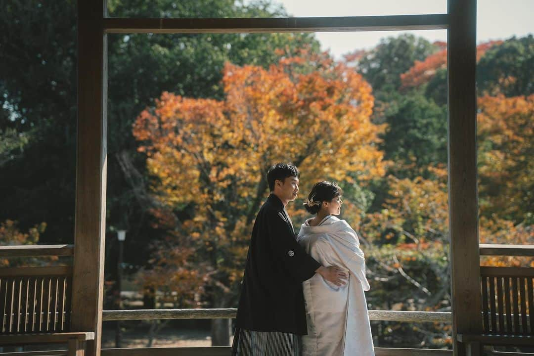 Decollte Wedding Photographyさんのインスタグラム写真 - (Decollte Wedding PhotographyInstagram)「先日はご指名頂き誠にありがとうございました！！📸✨  最後までスワイプしてね〜🙆🏻‍♂️  是非皆様からのご指名、お待ちしております❤︎  photo/ @gilbert.deco.ph   makeup & hairdo/ Matsuura Ayane  @decollte_recruit  @d_weddingphoto_jp  @decollte_weddingphoto  京都でロケーション、前撮り、和装、洋装、結婚写真のご予約はこちらから Studio TVB KYOTO https://www.studiotvb-kyoto.jp 075-708-6875 .」11月12日 21時25分 - d_weddingphoto_jp