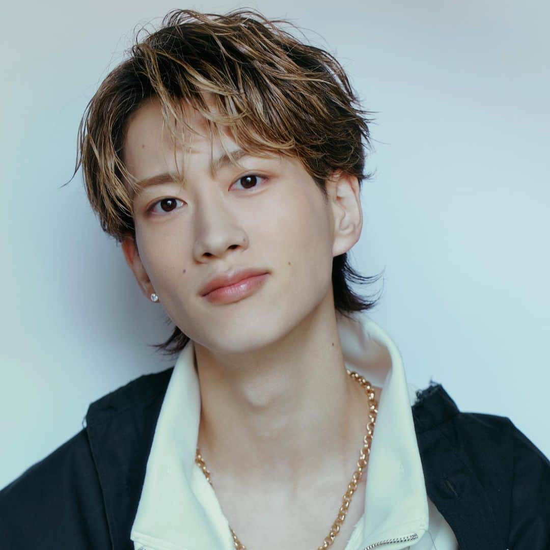 のインスタグラム：「2022.12.5 Release  BUDDiiS 7th Digital Single 『her+art』  8th Digital Single 『The One』  #MORRIE  #BUDDiiS #FUMINORI #KEVIN #SEIYA #YUMA #SHOW #TAKUYA #HARUKI #FUMIYA #SHOOT #バディ #ハート #TheOne」