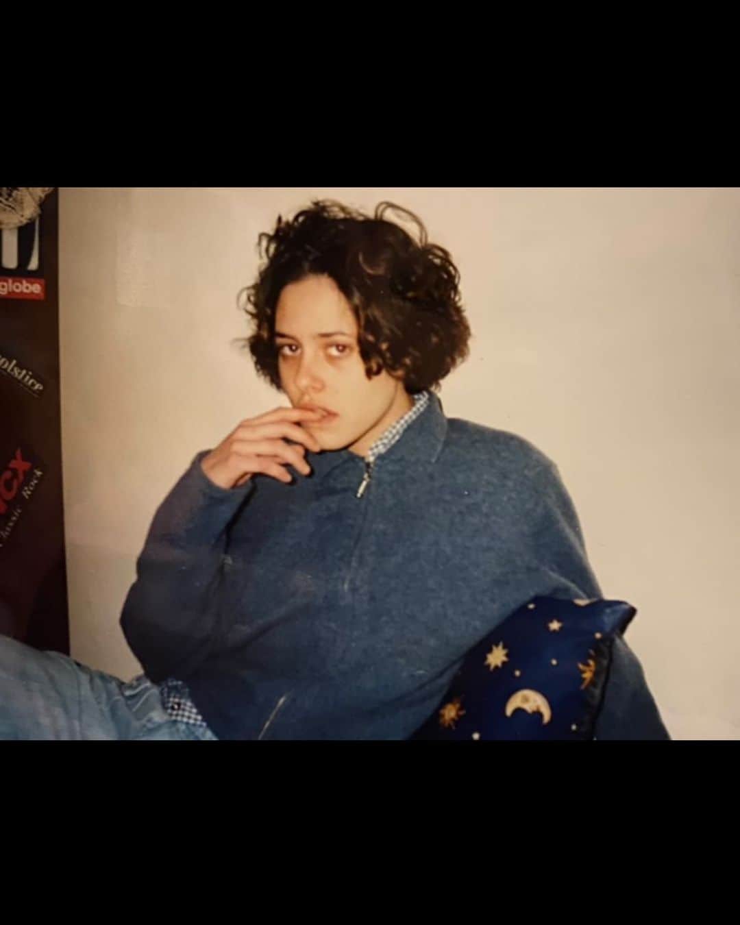 キャサリン・メーニッヒのインスタグラム：「Sullen in the 90's」