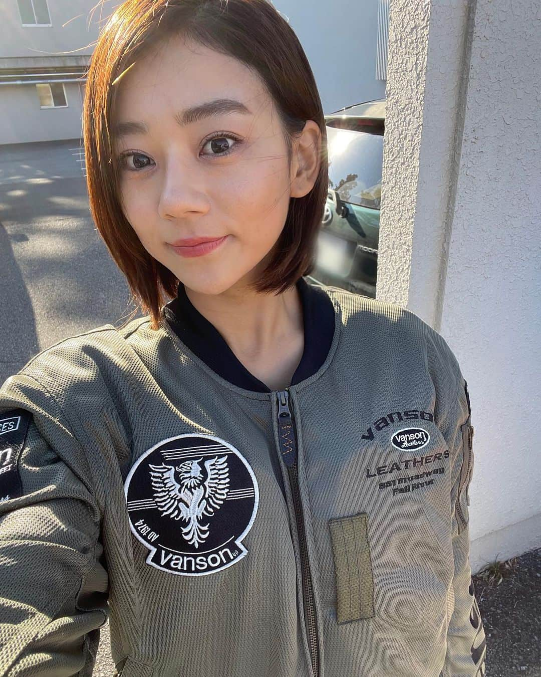 指出瑞貴さんのインスタグラム写真 - (指出瑞貴Instagram)「📸🏍🇺🇸😎 I’m shooting a new wear 2023SS. #2りんかん #motorhead  来年春夏発売の新作撮影ですたくさんたくさん着替えてます 好きな🏍乗りながら撮影サイコウだな、お楽しみにっっ」11月13日 13時19分 - sashidemizuki