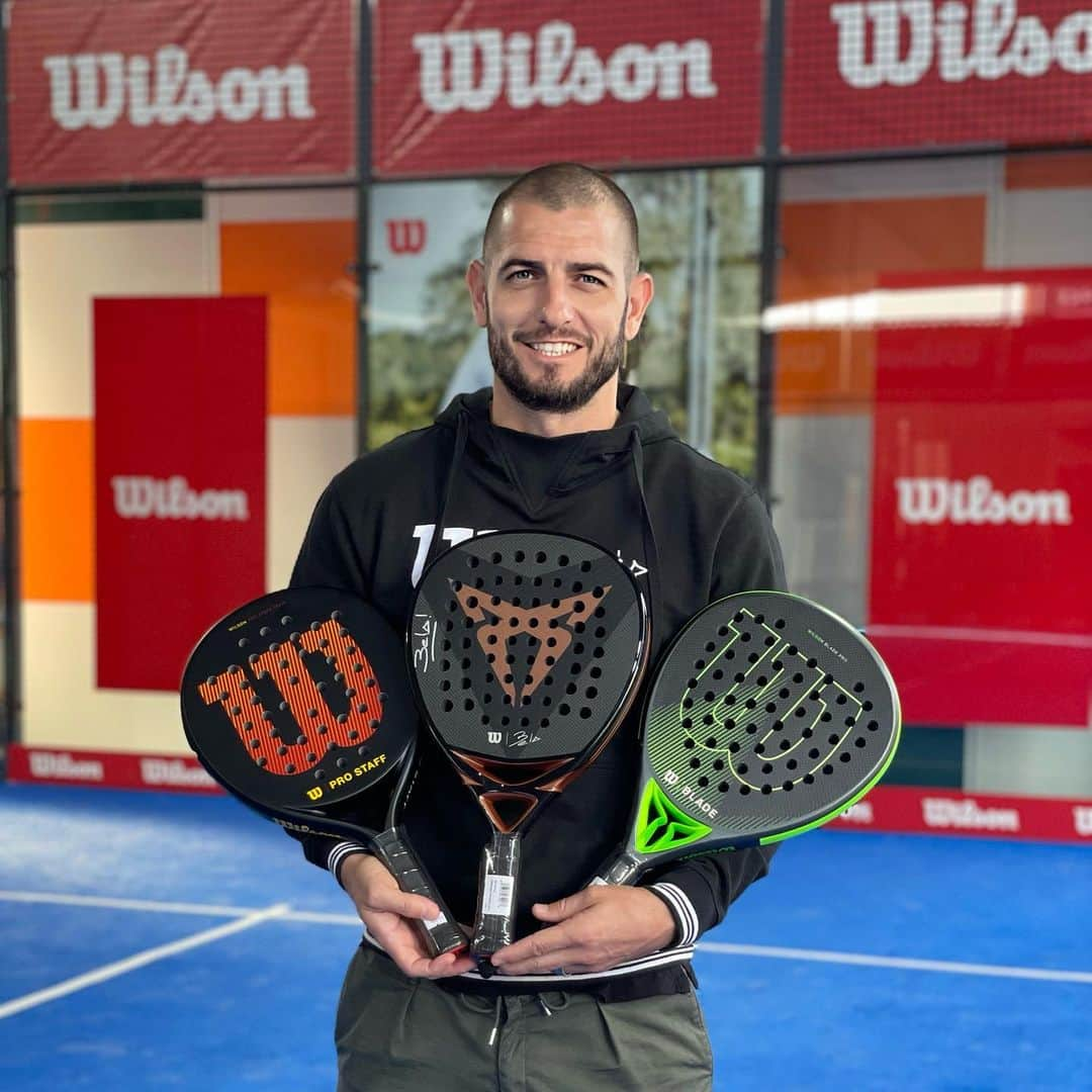 ムラデン・ペトリッチのインスタグラム：「#Padelfreunde aufgepasst - it’s time for a GIVEAWAY 🤩  Gemeinsam mit @wilsonracketsde verlose ich folgende Preise   🎾 1 x ein signiertes #Padelracket (Wilson x Cupra) von @fernandobelasteguin 🎾 1 x ein Blade Pro V2 #Padelracket & 1 x ein Pro Staff Padelracket   Was Ihr dafür machen müsst? Ganz einfach 👇🏽  ✅ Liked den Post ✅ Folgt @mladenpetric & @wilsonracketsde ✅ Lasst uns in den Kommentaren wissen, mit wem ihr am liebsten #Padeltennis spielt ✅ Für ein Extralos könnt ihr das Gewinnspiel in Eurer Story teilen und @wilsonracketsde & @mladenpetric verlinken  Wir drücken Euch die Daumen 👍   Das Gewinnspiel endet am Sonntag, den 20.11.22 um 23:59 Uhr. Die vollständigen Teilnahmebedingungen findet Ihr über den Link in der Bio von @wilsonracketsde. Die Gewinner werden per Zufall ausgelost und von @wilsonracketsde per DM kontaktiert. Dieses Gewinnspiel steht in keinem Zusammenhang mit Instagram. Eine Barauszahlung ist ausgeschlossen.   #wilsontennis #wilsonracketsde #wilsonpadel #mladenpetric」