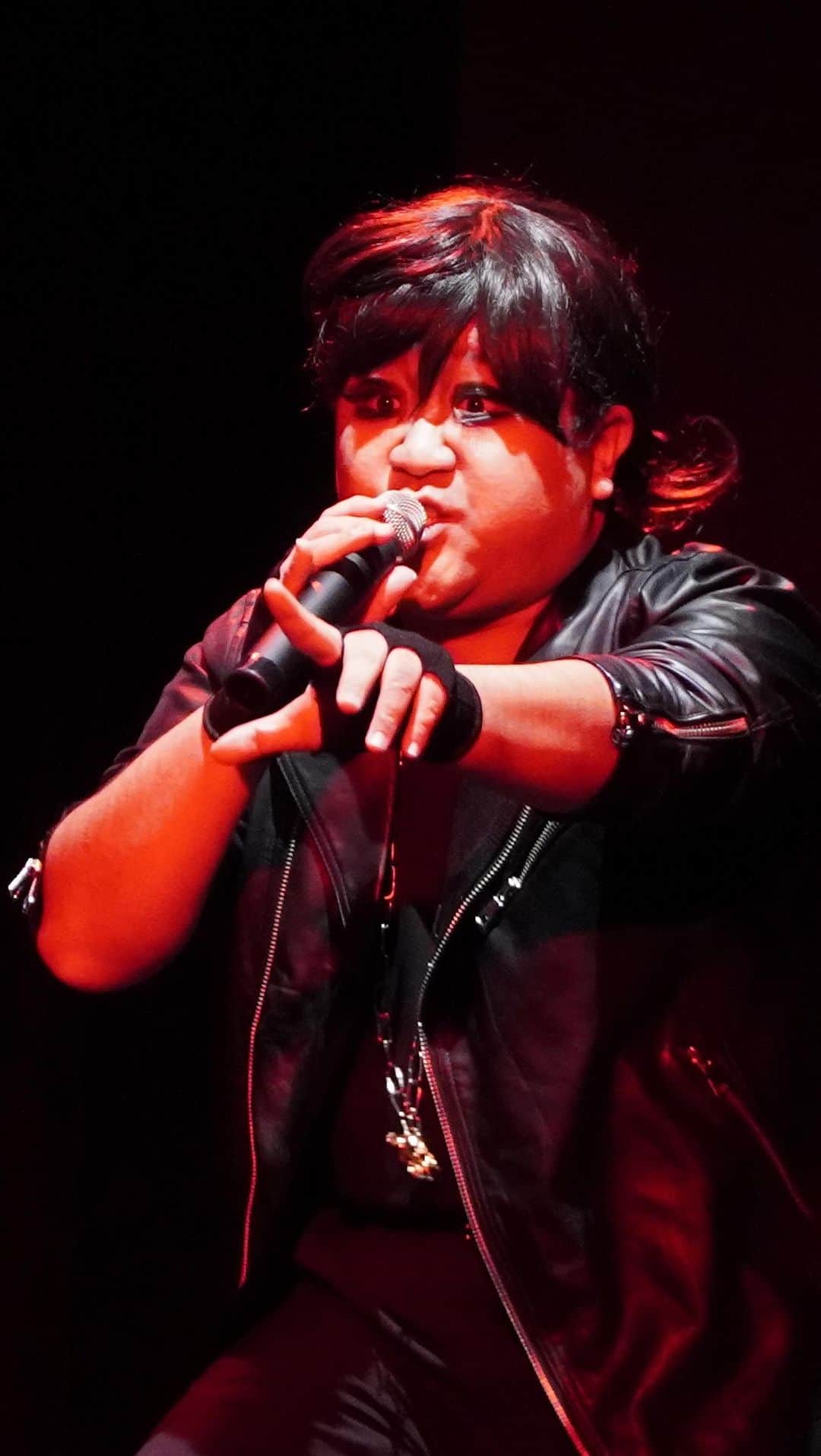 伊東先生のインスタグラム：「KANA-SEA［Fiction Labyrinth~偽りの迷宮~」  #作曲 #歌ってみた #v系 #usb #ワタナベエンターテインメント #ワタナベお笑い #ナベキン」