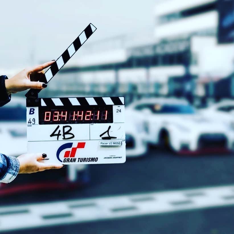 ニール・ブロムカンプのインスタグラム