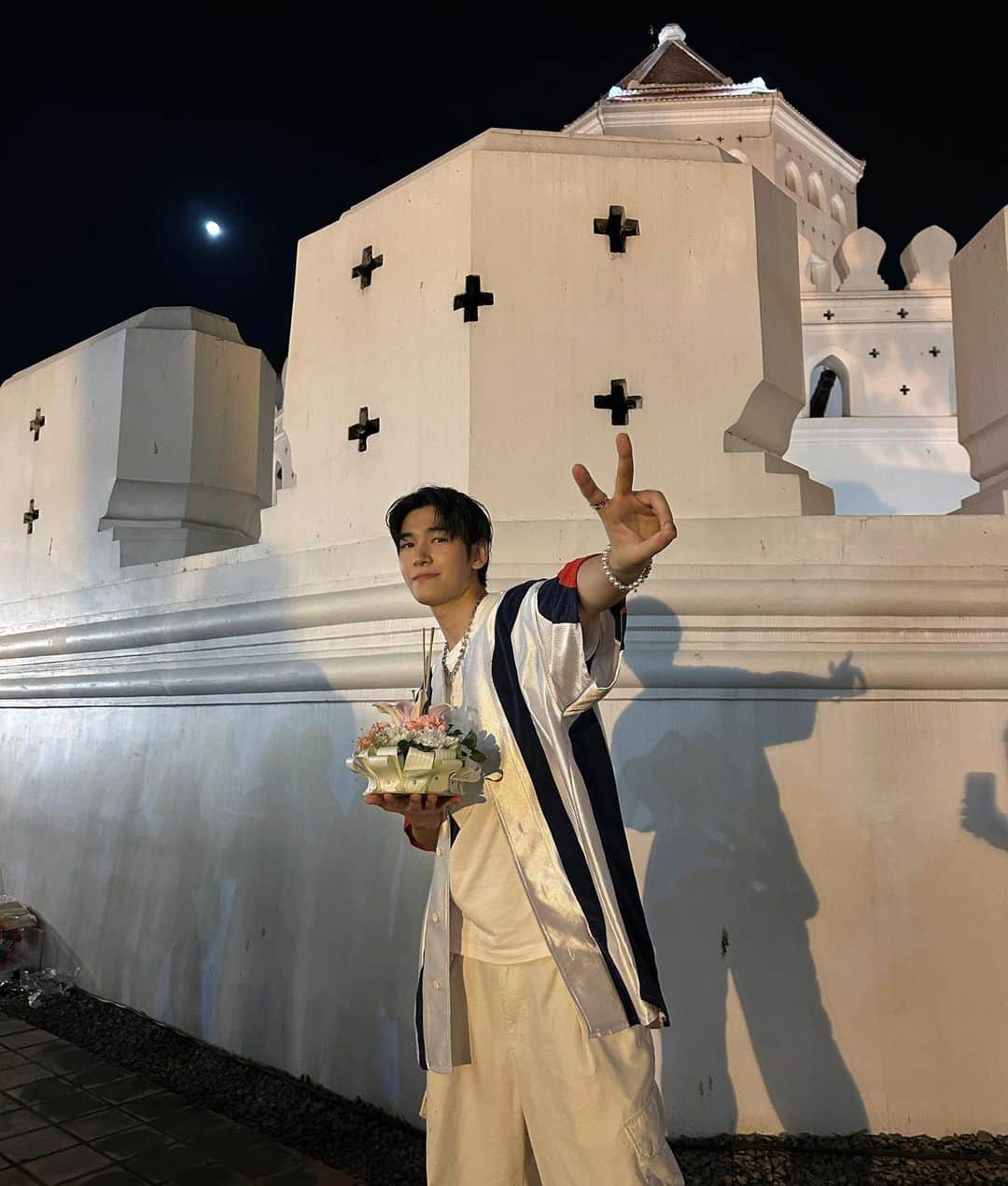 樋口葉生のインスタグラム：「ลอยกระทง 🌠🙏🌕」