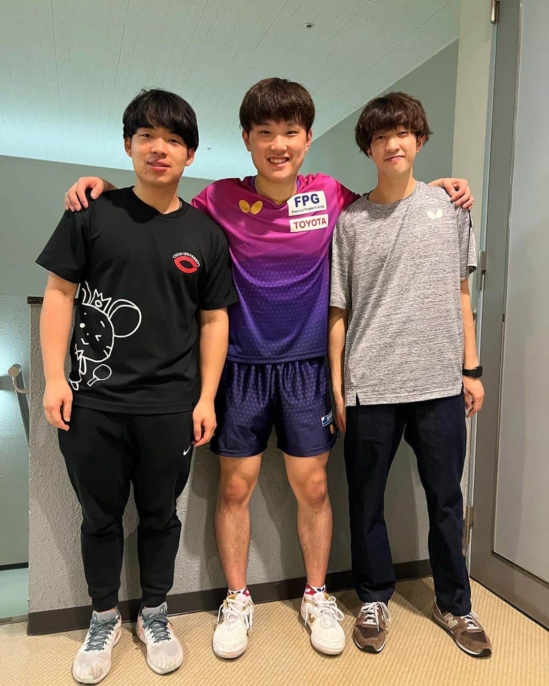 張本智和さんのインスタグラム写真 - (張本智和Instagram)「「全農CUP TOP32船橋大会」優勝しました🥇  苦しい試合もあった中、耐え抜けました。 これで今年の4つの選考大会の内、3大会で優勝できました。 まだまだ五輪レースは続くので、全力で走り続けます！  今回もたくさんの応援ありがとうございました😊 浅津さんと橋本さんも練習ありがとうございました！」11月13日 22時22分 - harimoto__tomokazu_1711