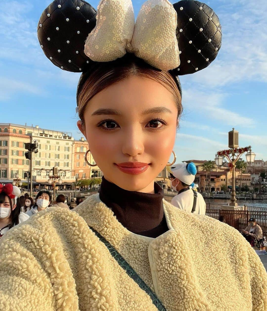 園崎夏海さんのインスタグラム写真 - (園崎夏海Instagram)「🏰🌎  #ディズニーシー　#disneysea #六本木 #ZOO #ZOOTOKYO #ズー #ズー東京 #ズートーキョー #キャバ嬢 #キャバクラ」11月14日 13時33分 - natsumi016