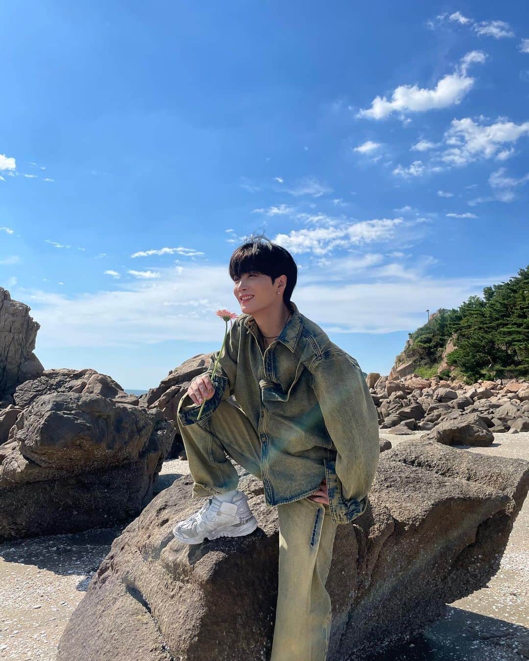 JR さんのインスタグラム写真 - (JR Instagram)「🤩」11月14日 13時45分 - __jonghyeon