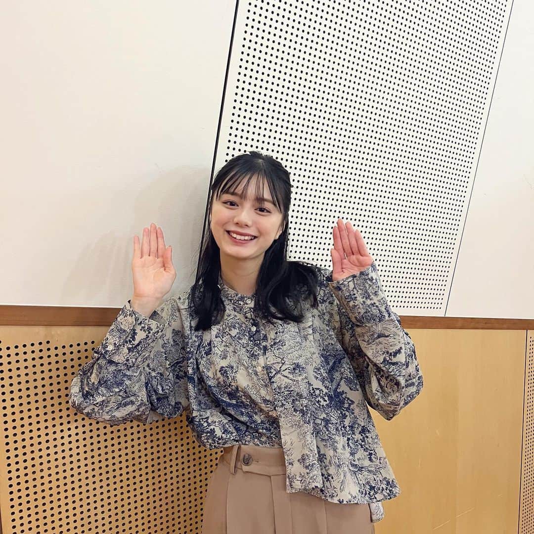 紺野彩夏のインスタグラム：「全身 @arumdy_official です☺︎ いつもとってもかわいい服ばかりで、天才です🫶」