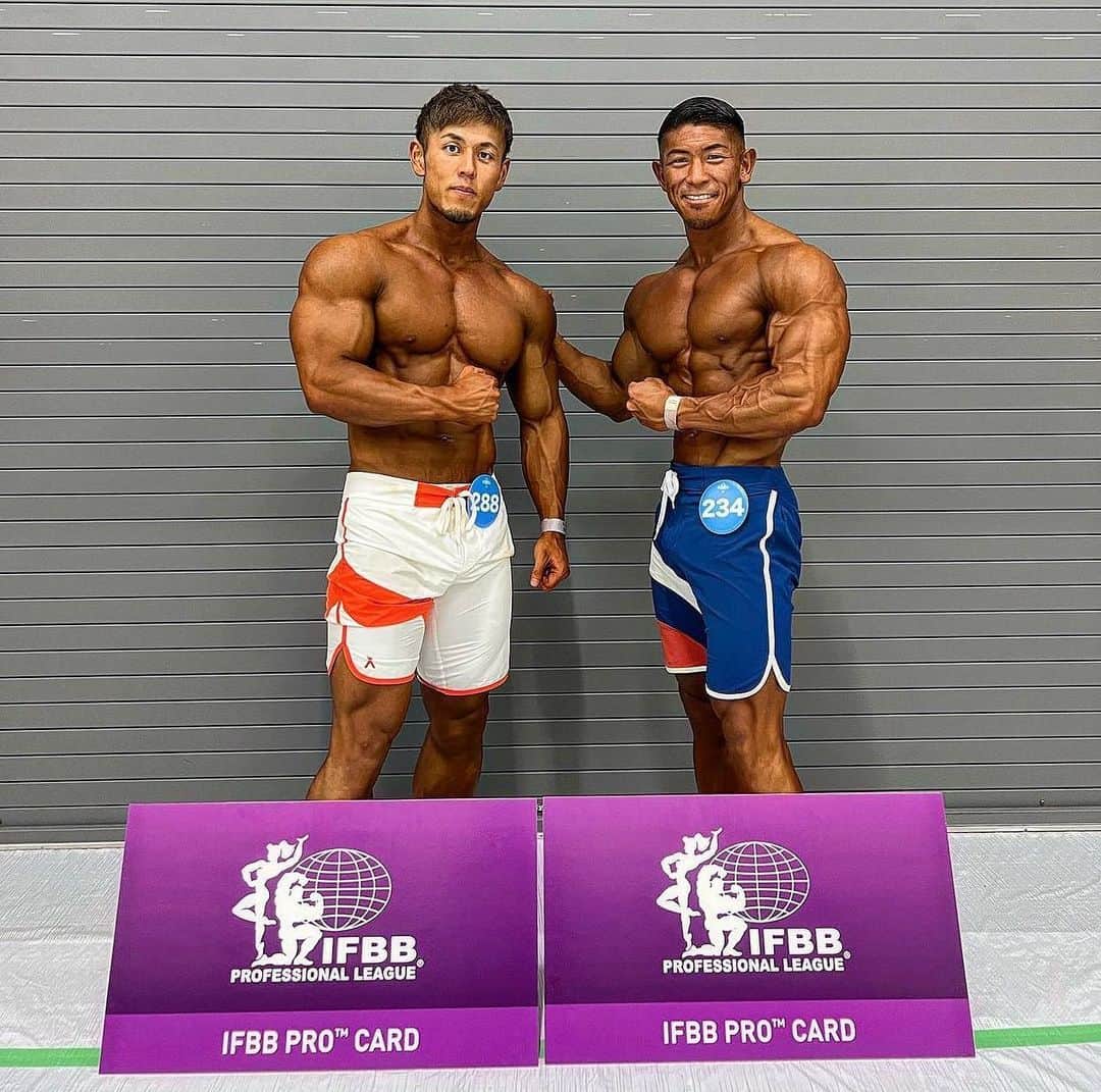 寺島遼のインスタグラム：「11月12日OLYMPIA AMATEUR JAPAN ”IFBB PRO”獲得することが出来ました。  素直に嬉しいですがここがゴールではなくスタートだと思っています。  まだまだ欠点は沢山あり改善点だらけですが1つ1つクリアして来年またTOKYO PRO JAPAN PROに挑戦したいと思っています。  会場に足を運んで応援に来ていただいた方々、PPVで応援していただいた方々本当にありがとうございました。  すぐに会場を後にして皆様にお会いできず写真も撮れず申し訳ありませんでした。  またどこかで見かけた際はお声掛けいただければお撮りします。  本当にありがとうございました。」