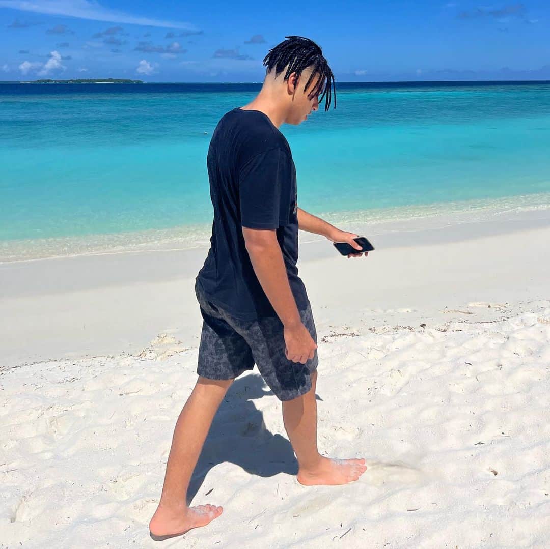 ロナウド・アパレシド・ロドリゲスさんのインスタグラム写真 - (ロナウド・アパレシド・ロドリゲスInstagram)「Happy Birthday my boy! I wish you all the best. God bless you. May your all dreams come true. I will always be here for you. Love you 🎂🎊😘❤️🙏🏾 @naldinho_r10」11月14日 21時06分 - naldo29_oficial
