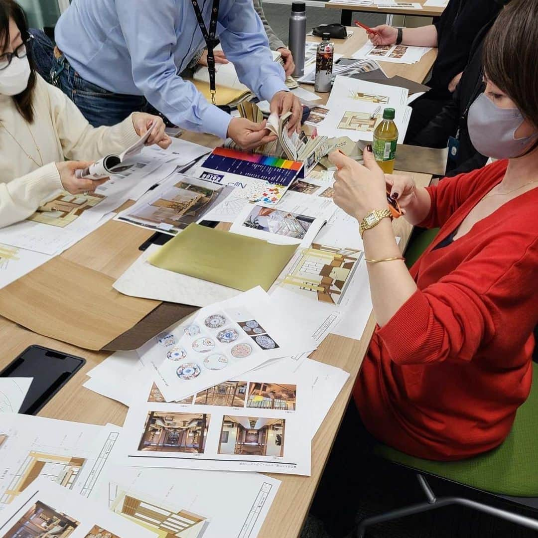 辺見えみりさんのインスタグラム写真 - (辺見えみりInstagram)「素晴らしいプロジェクトに参加させていただける事になりました😌私自身、今日も楽しみで仕方ない…✨  明日お知らせ出来ると思います。 皆さんも参加できるので、お楽しみに😎」11月14日 23時16分 - emiri_hemmi