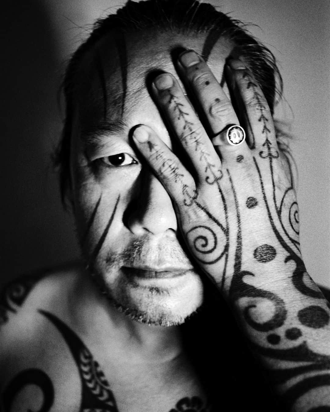小浪次郎さんのインスタグラム写真 - (小浪次郎Instagram)「Portrait by black and white.」11月15日 13時06分 - jirokonami