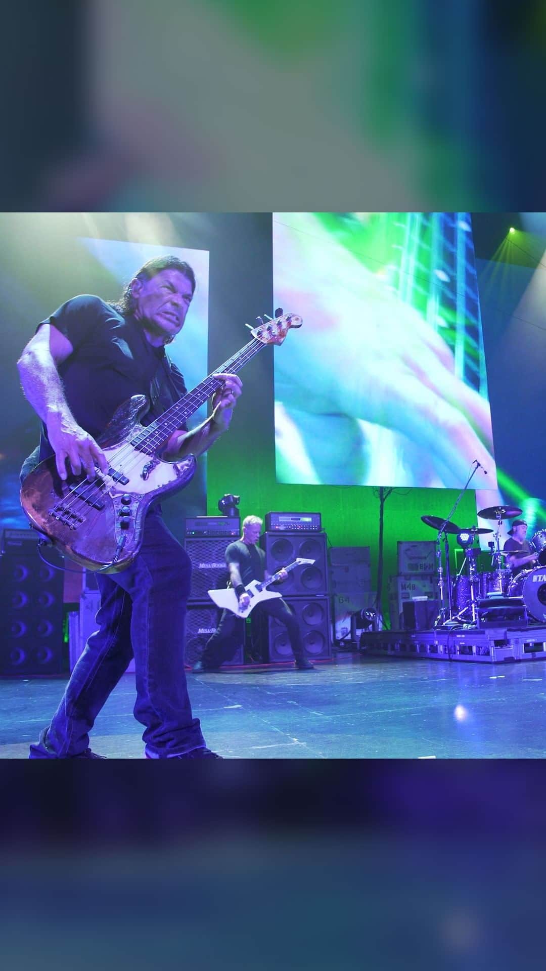 メタリカのインスタグラム：「And for the final video from last week’s celebration of Jonny & Marsha Z, here’s one for Cliff...  ⚡️ Full vid on YouTube! ⚡️  #Metallica #MetOnTour #MetAtHardRockHolly」