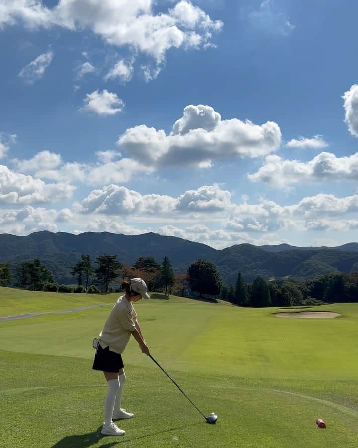 ヤオンイのインスタグラム：「따스했다 ...... ⛳️」